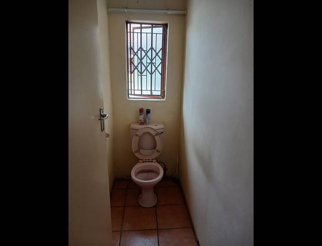 5 BEDROOM HOUSE FOR SALE IN IVY PARK